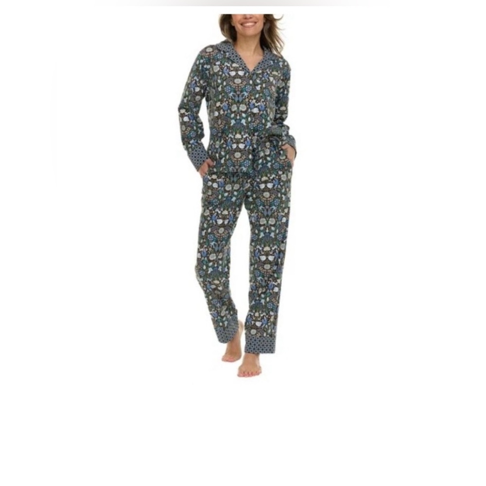 Vera Bradley 2-Piece Pajama Set in Blue and White